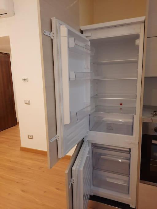 N&Ghomesweethome Raffaelloelegante Appartamento Ideale Casa Vacanze Affari Milano Ngoại thất bức ảnh