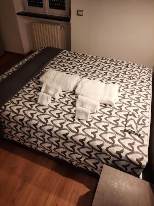 N&Ghomesweethome Raffaelloelegante Appartamento Ideale Casa Vacanze Affari Milano Ngoại thất bức ảnh