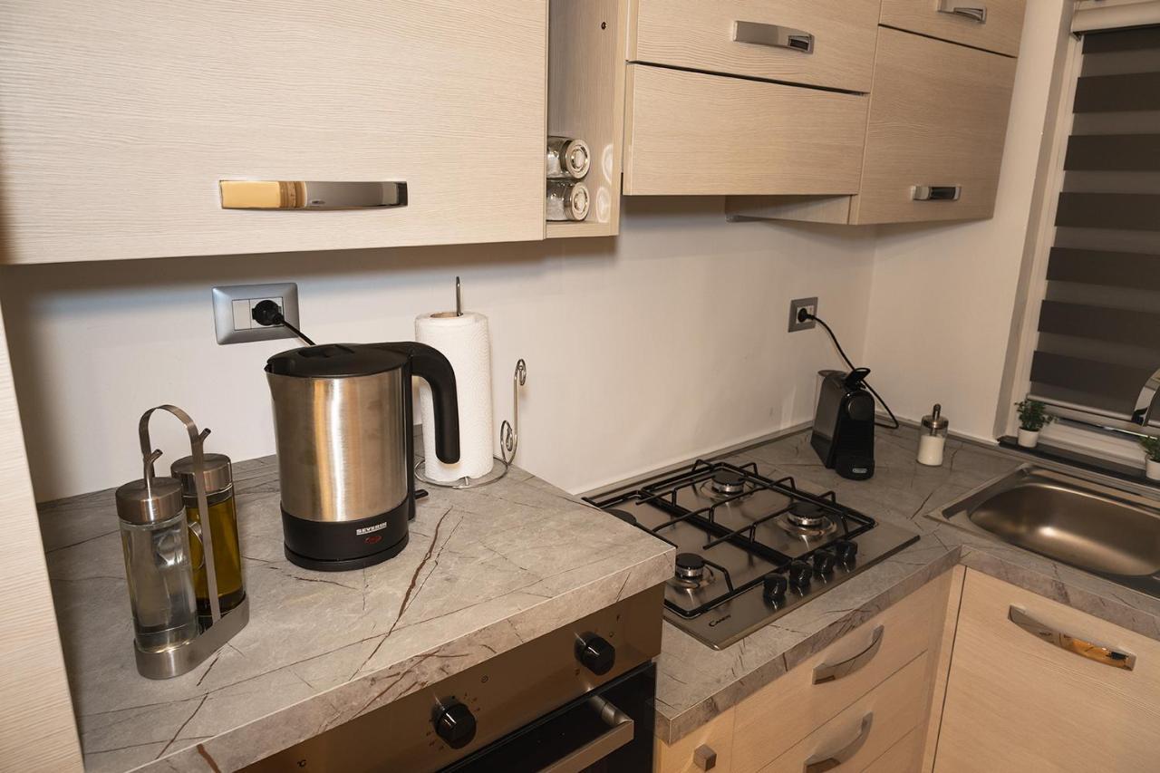 N&Ghomesweethome Raffaelloelegante Appartamento Ideale Casa Vacanze Affari Milano Ngoại thất bức ảnh